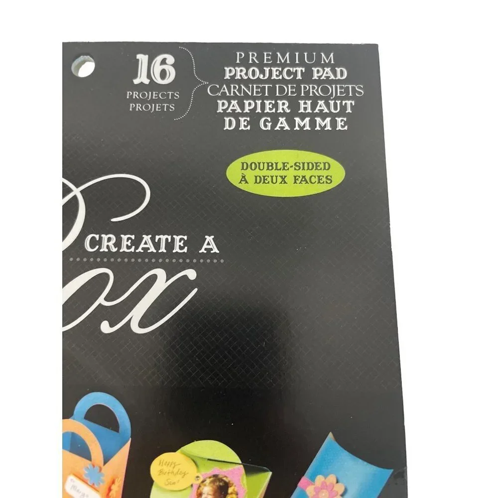 Colorbok Create a Box Party‎ Favor Boxes Self Closing with Accent Ornaments